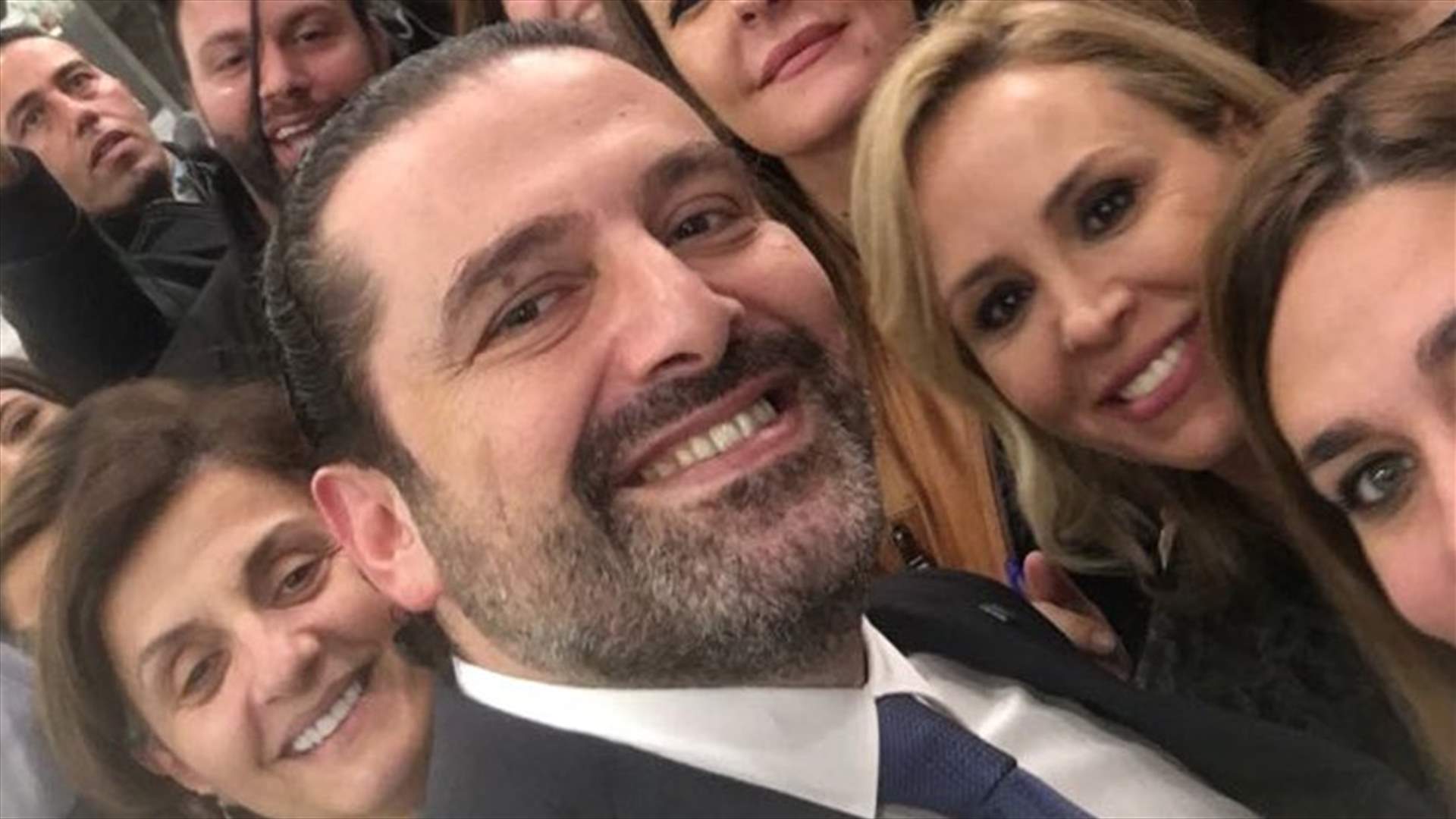 بالصورة- "سيلفي" الحريري...وهذه المرة من قصر بعبدا