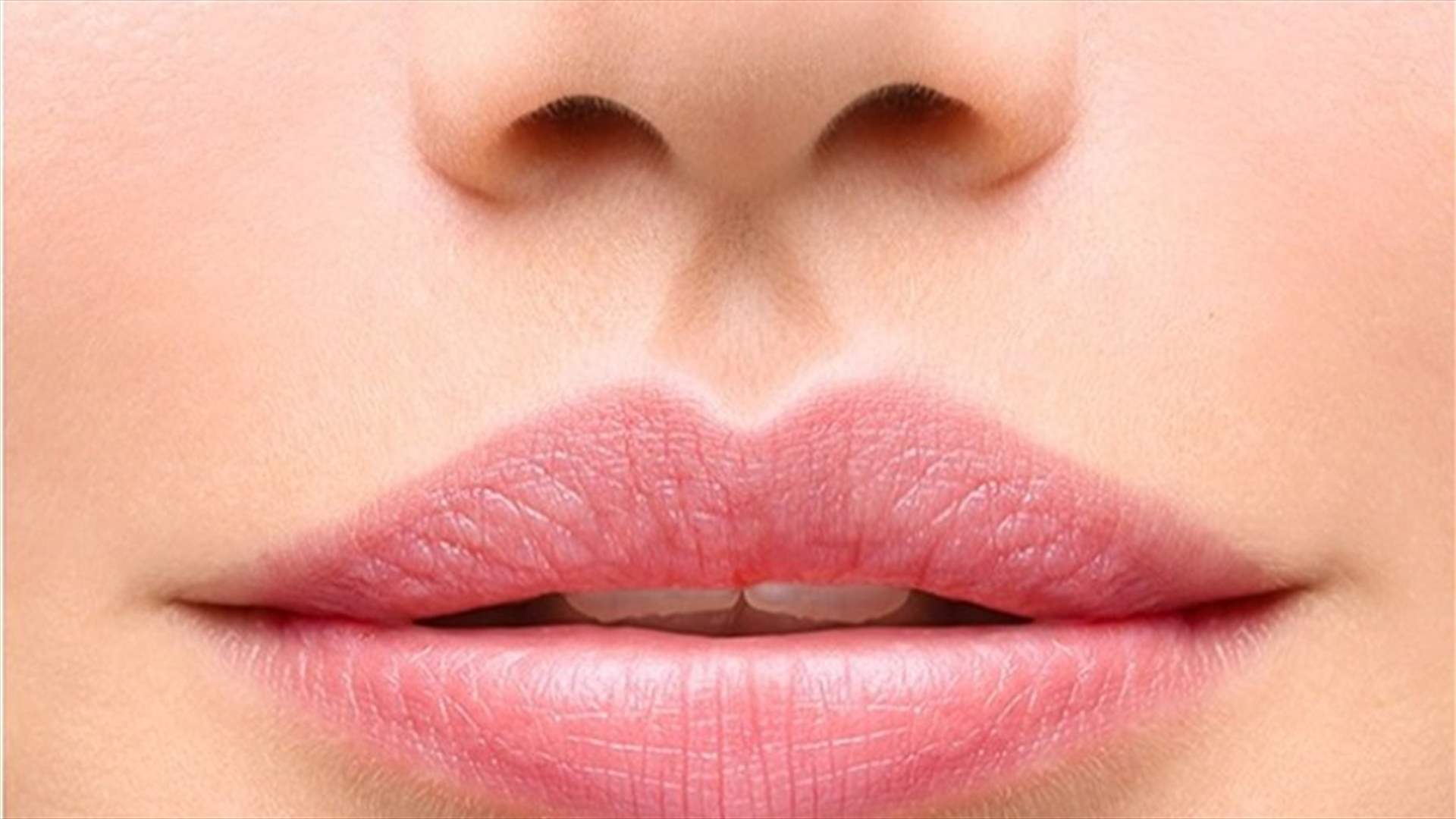 ما هي أسباب تنميل الشفتين؟
