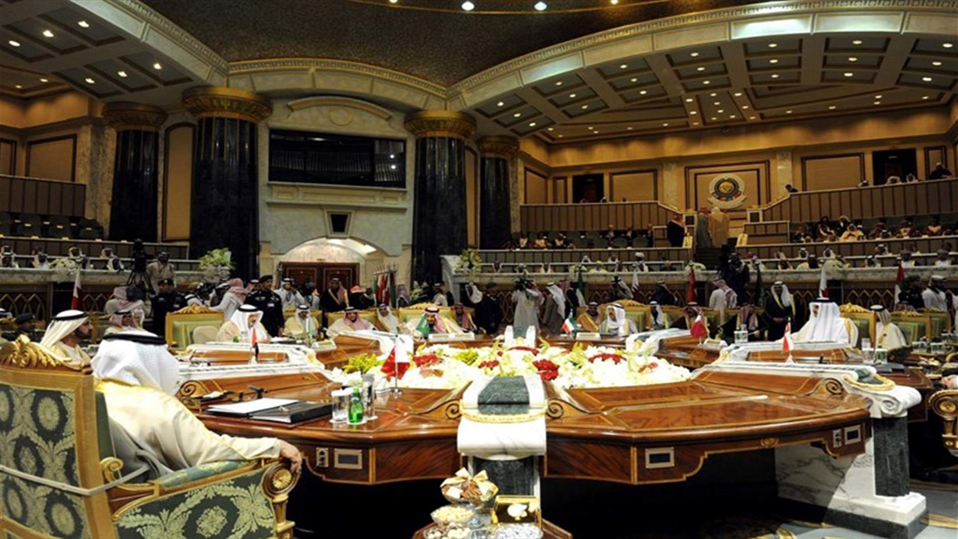 الكويت تدعو قطر الى قمة مجلس التعاون الخليجي المرتقبة الاسبوع المقبل
