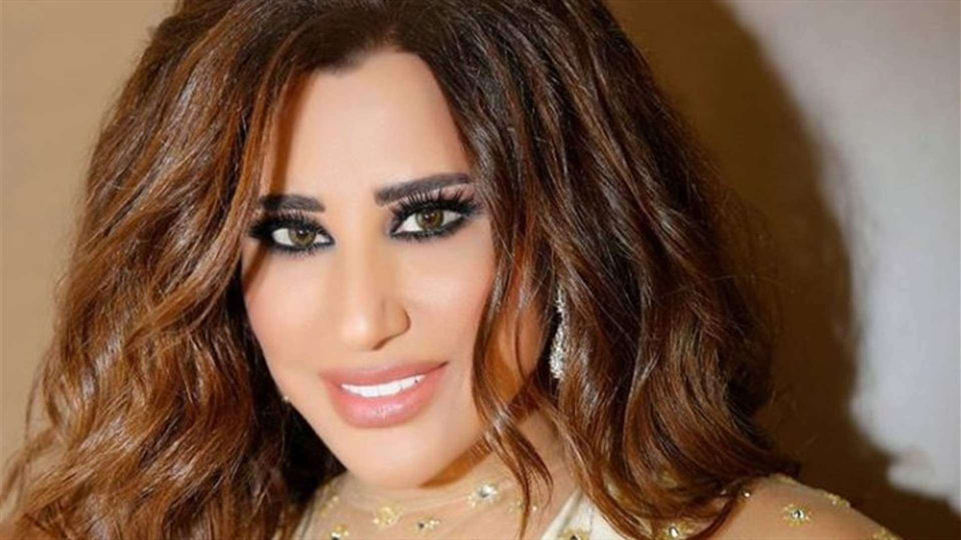بالفيديو: ملك المال والجاه للزواج من نجوى كرم.. أحمر بالخط العريض!