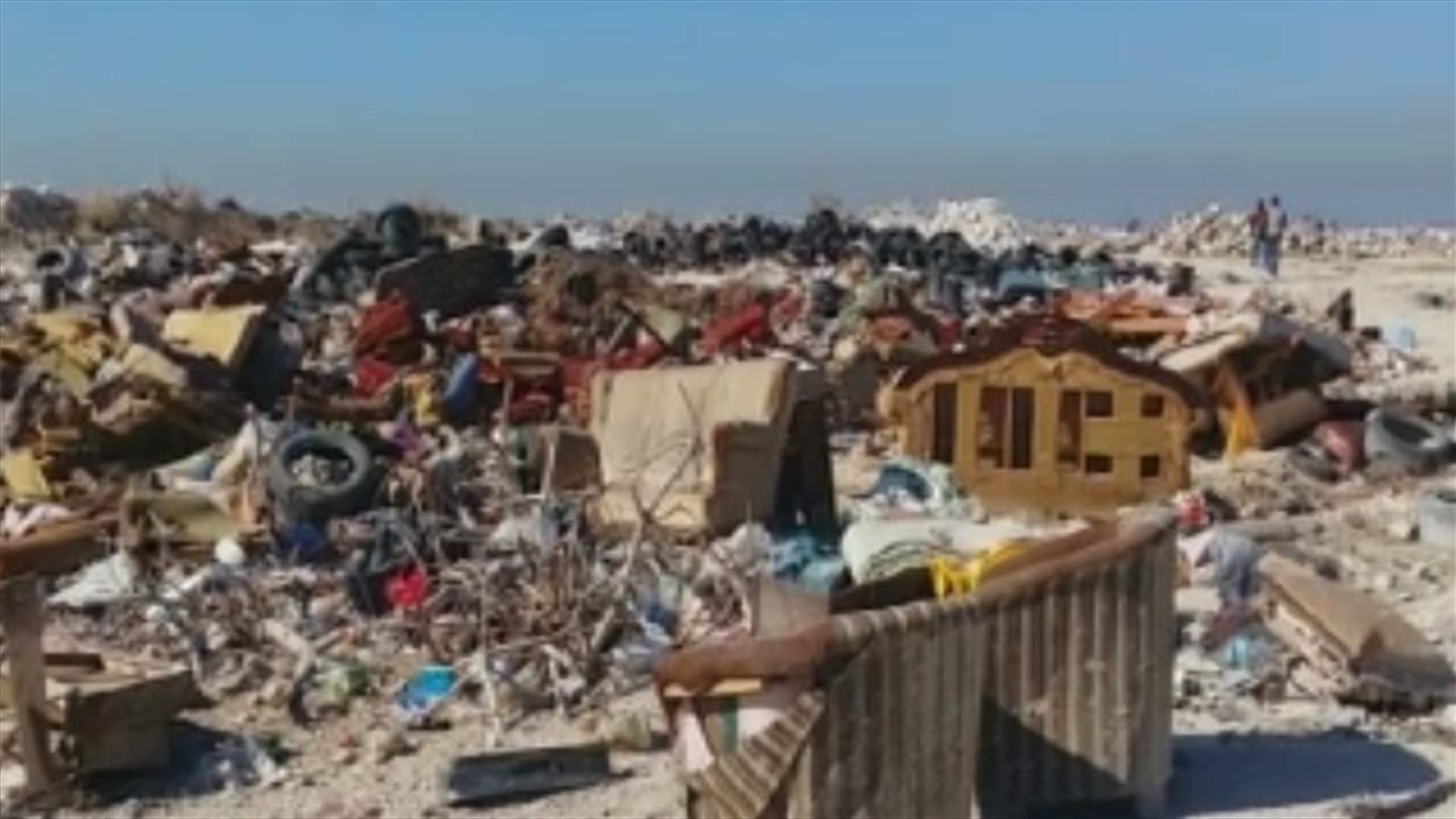 جولة في محيط معمل تكرير النفايات في صيدا...