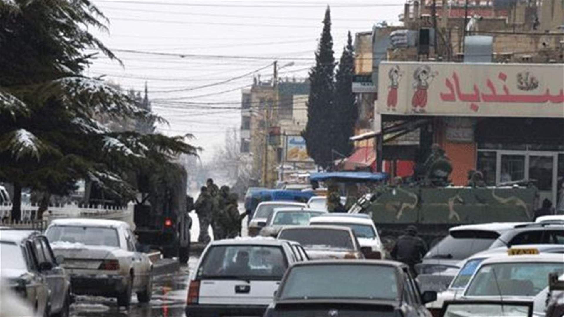 Lebanese army raids houses in Hay al-Sharawneh