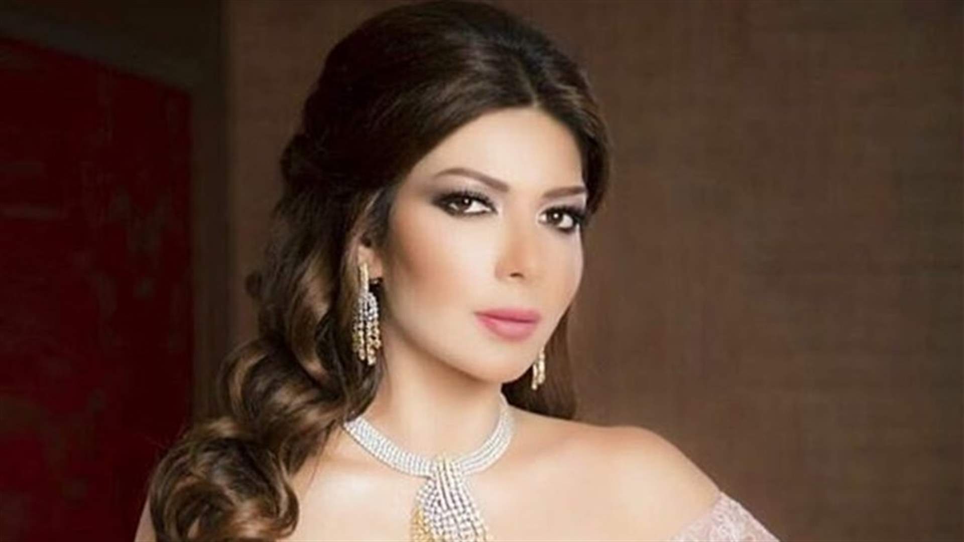 صورة أصالة بالحجاب تغزو الإنترنت.. ما القصّة؟