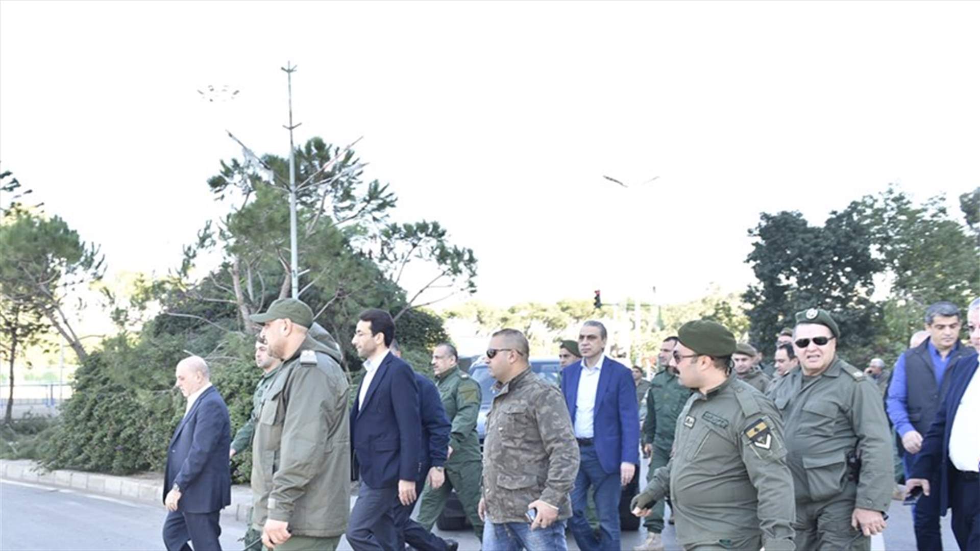 بالصور - جولة لشبيب على المناطق المشتركة بين بلديتي بيروت والغبيري