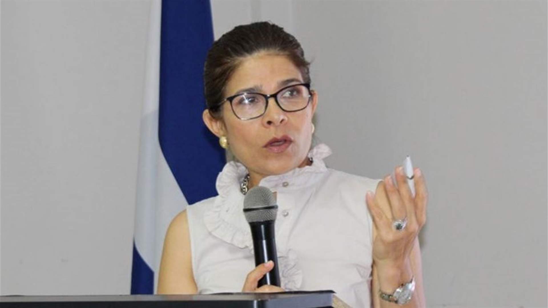 مقتل شقيقة رئيس هندوراس في تحطم مروحية