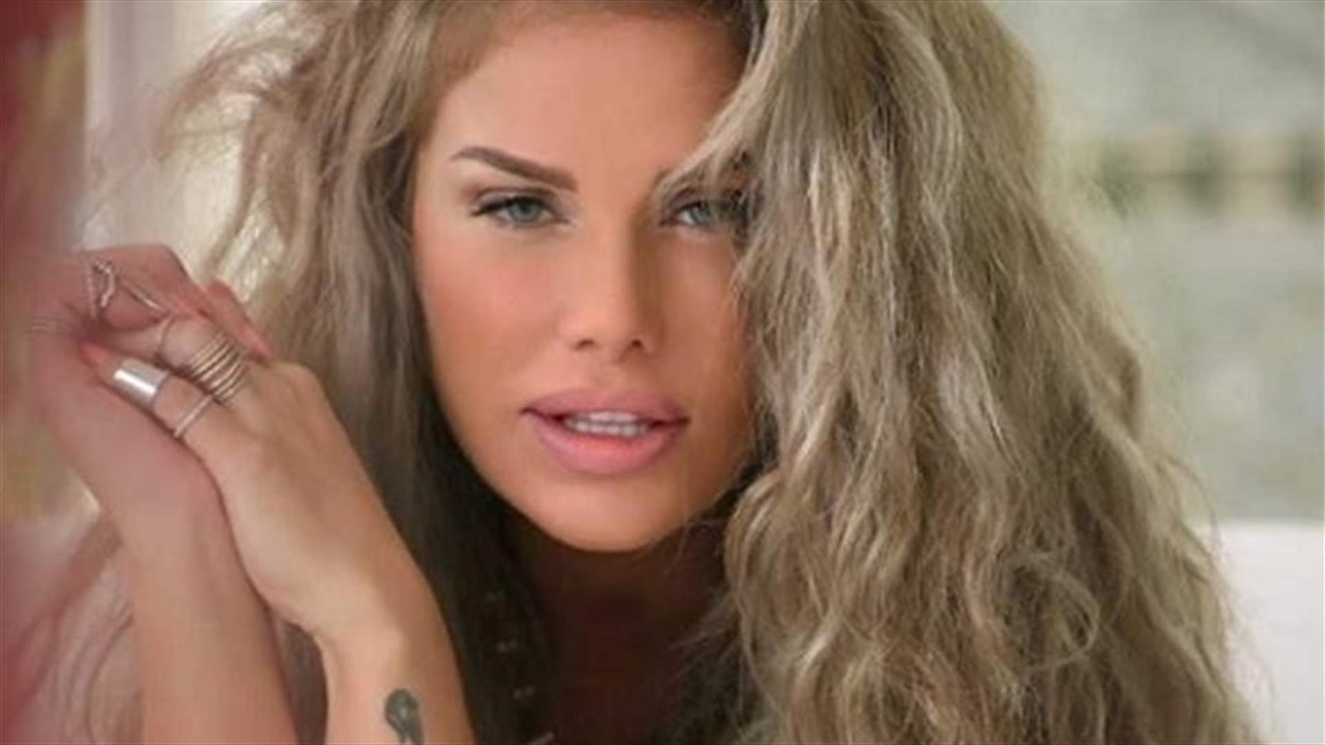 الصورة الاولى لنيكول سابا في كواليس الهيبة 2