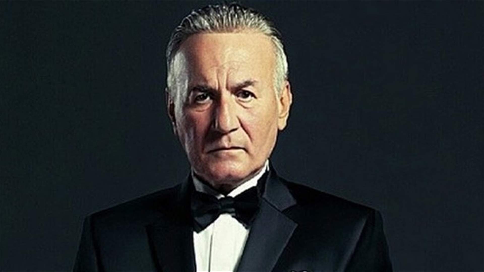بالصور: ظهور نادر لعزت ابو عوف دون شعره المستعار.. هل إختلف مظهره كثيراً؟
