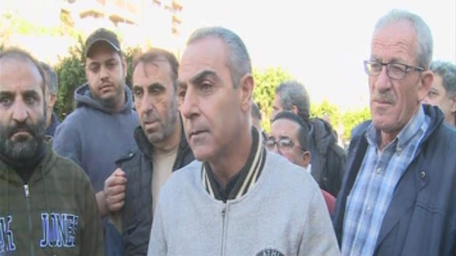 ثلاثة أشهر بلا رواتب...مياومو الكهرباء يطالبون بحل سريع