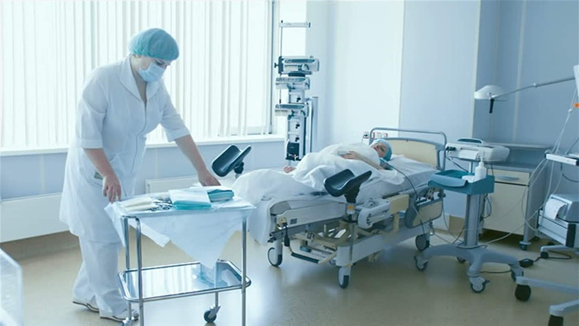 أطباء اقتلعوا رأس الطفل عن جسمه في حادثة مأساوية خلال الولادة