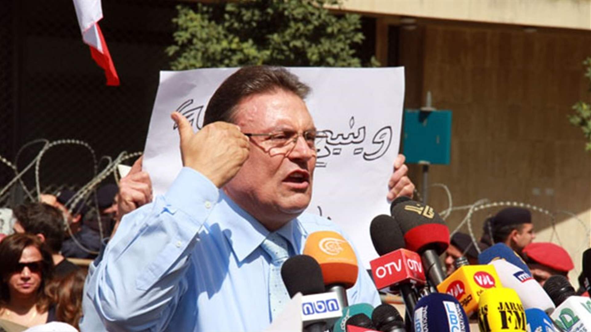 نعمة محفوض يعلن ترشحه للانتخابات عن دائرة طرابلس والمنية الضنية