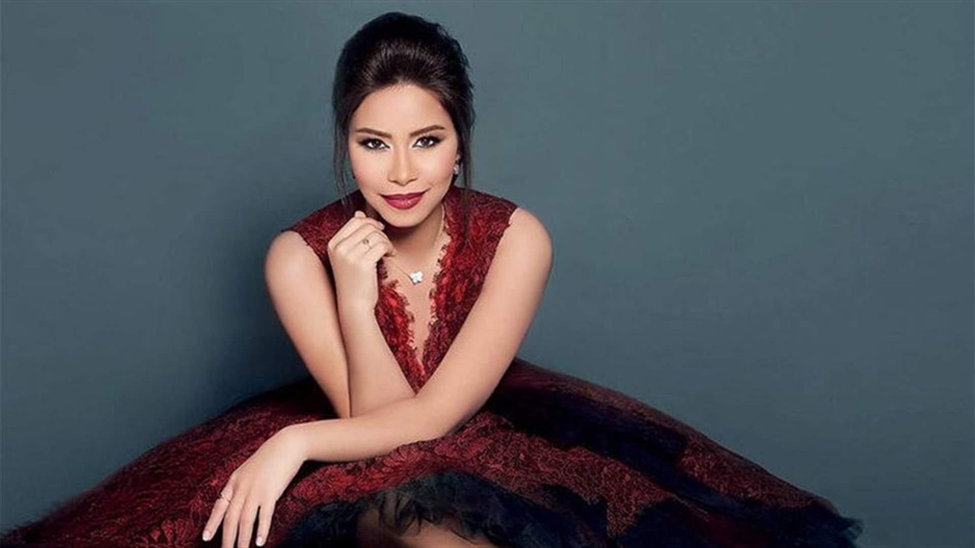 بالفيديو – شيرين عبد الوهاب ترقص على الطريقة الخليجية