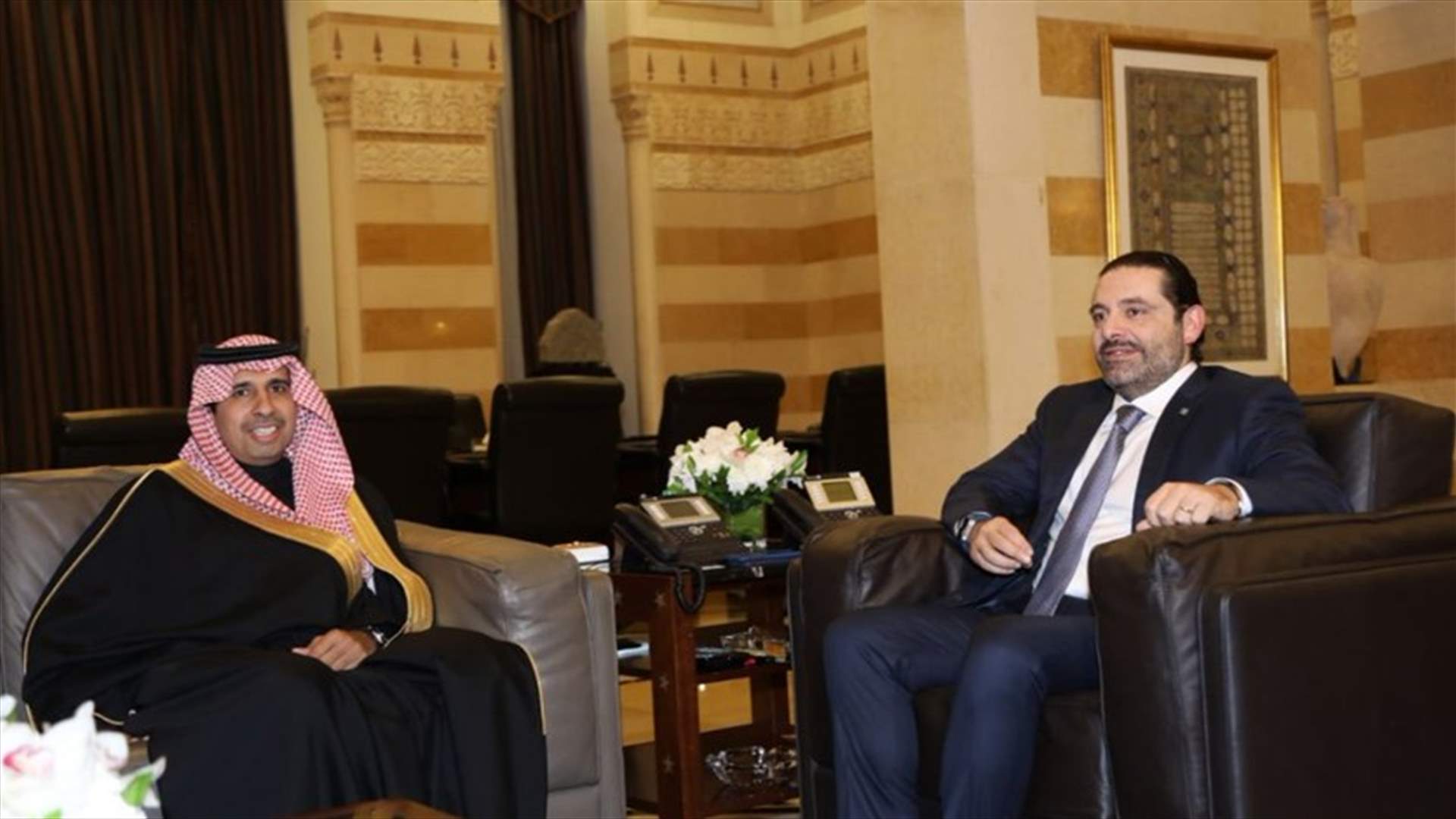 السفير السعودي بعد لقائه الحريري: الاجتماع كان ممتازا