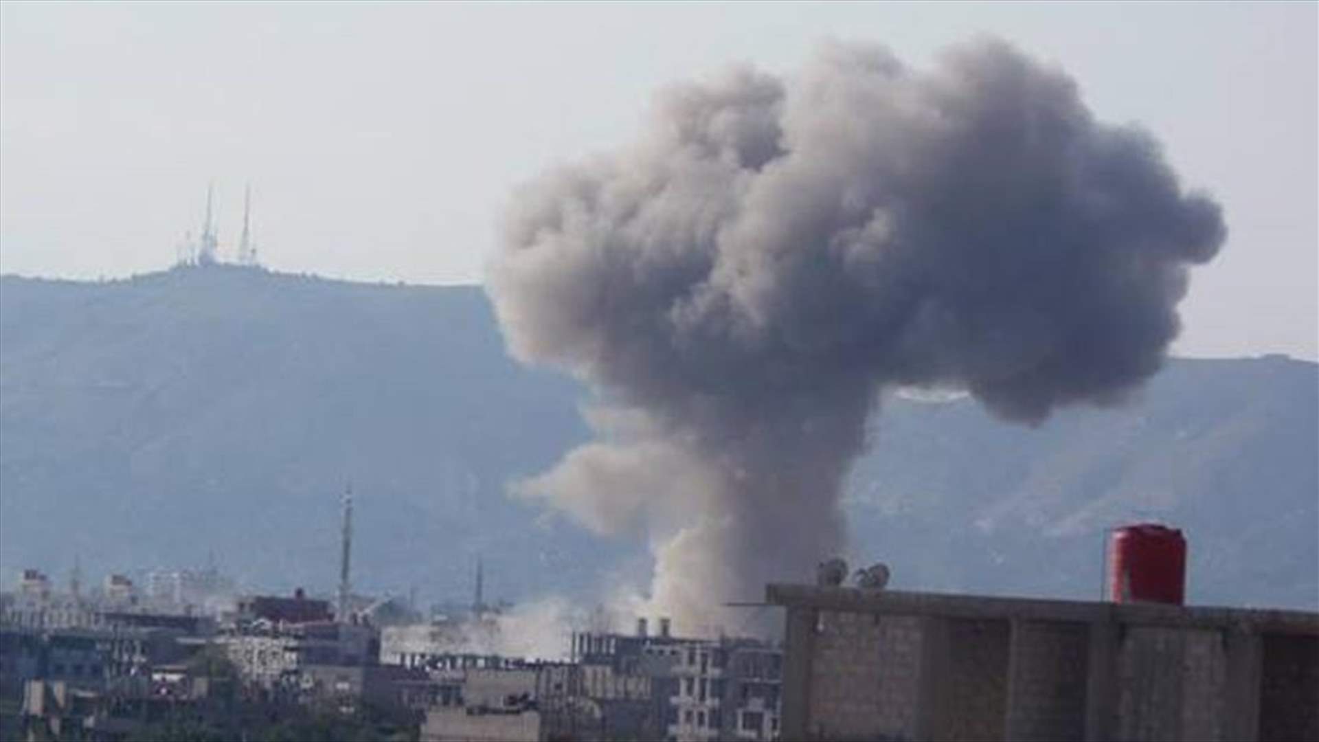 Suspected Russian jets kill 30 near Damascus