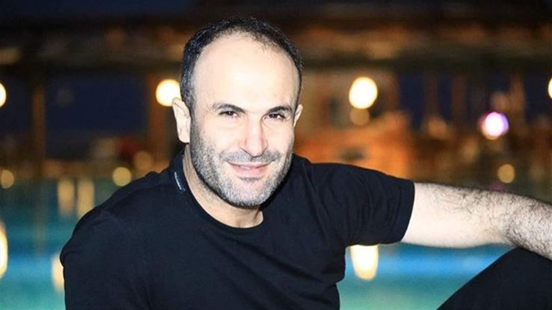 بالصور: سيارته تحطمّت كليّاً.. أيمن زبيب ينجو من الموت