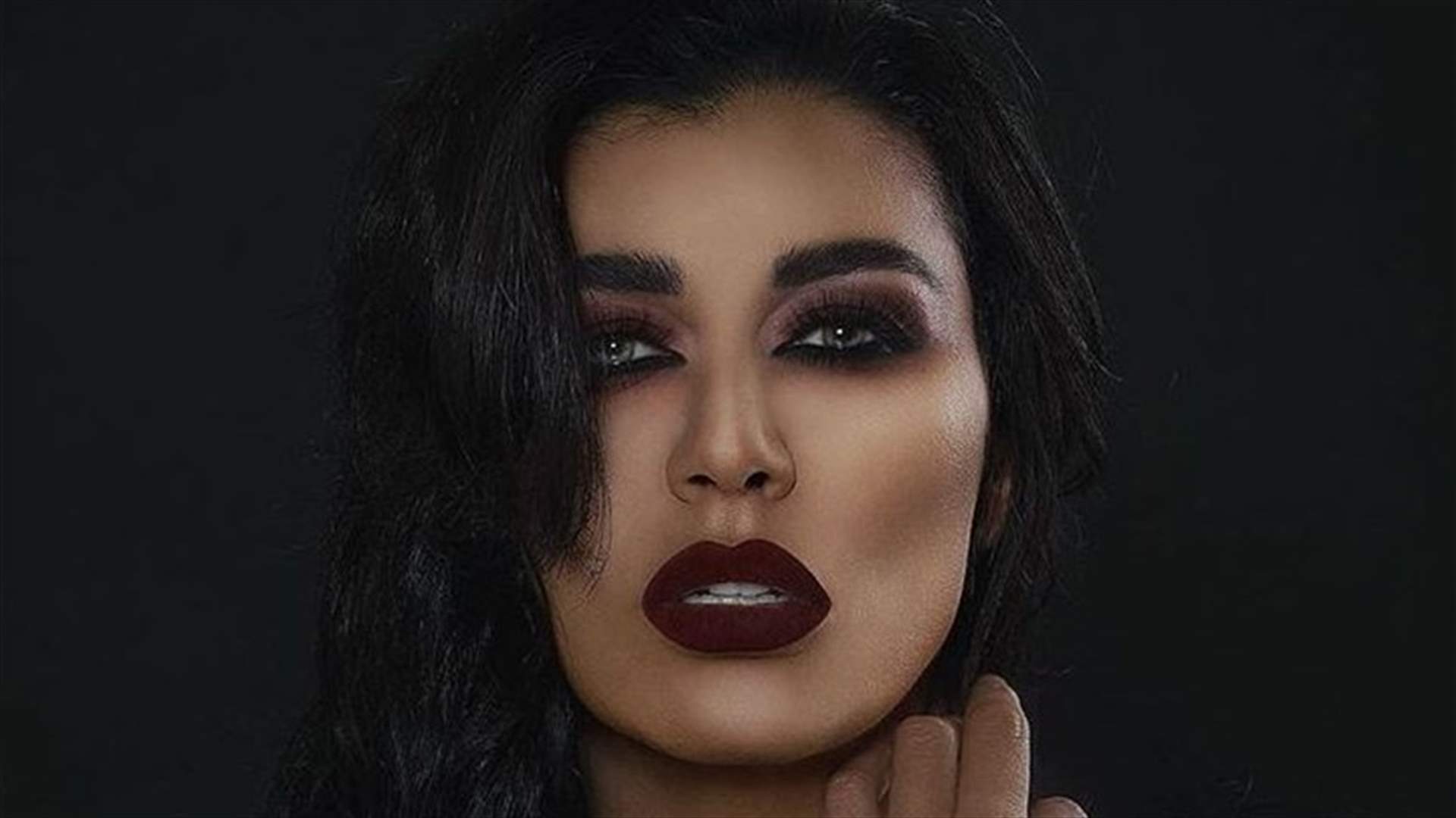 بالفيديو- نادين الراسي تبكي بحرقة: بعت سيارتي ولهذا السبب أندم على إنجابي الأطفال
