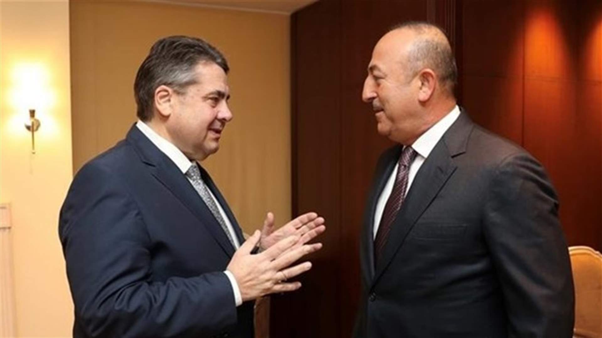 ألمانيا وتركيا تتعهدان بتحسين العلاقات بينهما