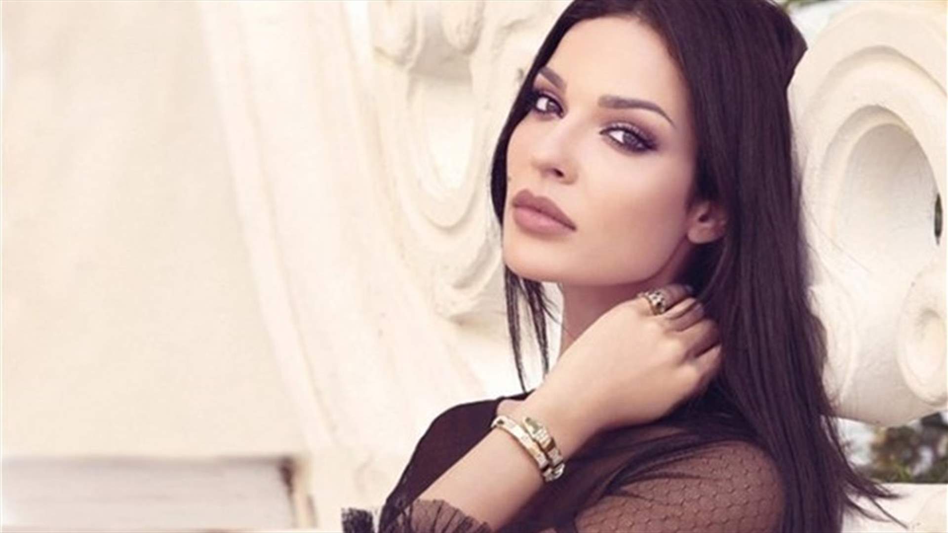 بالفيديو- نادين نجيم ترقص بعفوية على أغنية "العب يلا"!