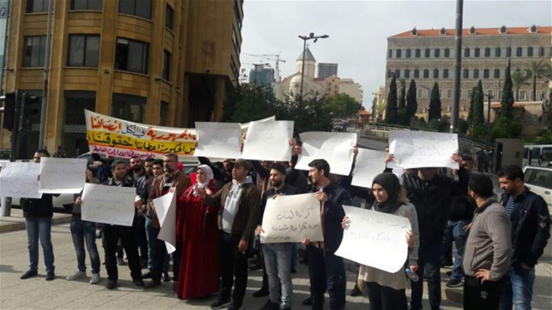 اعتصام للناجحين في مجلس الخدمة المدنية احتجاجا على عدم ادراج مراسيم تعيينهم في مجلس الوزراء
