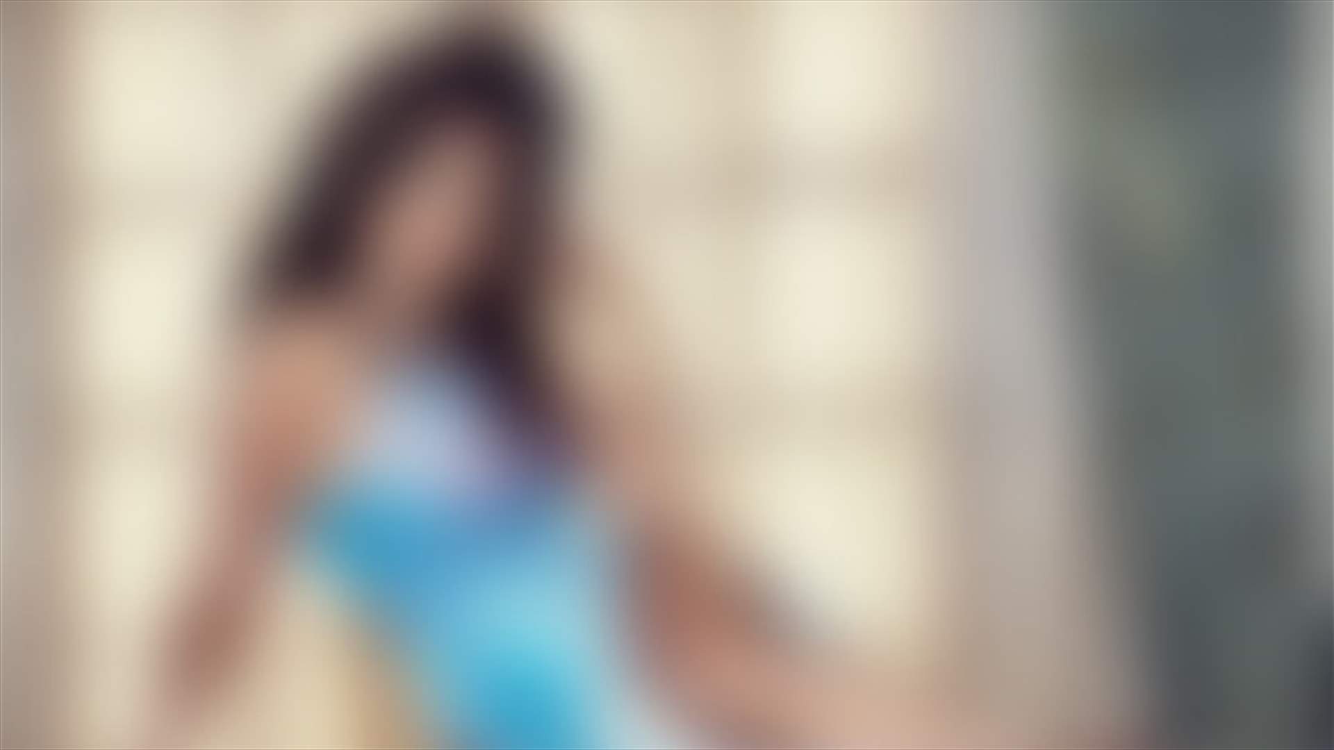 بالصورة – نجمة عالمية تستعرض مفاتنها بجسم خارق... في سن الـ 48 عاماً!