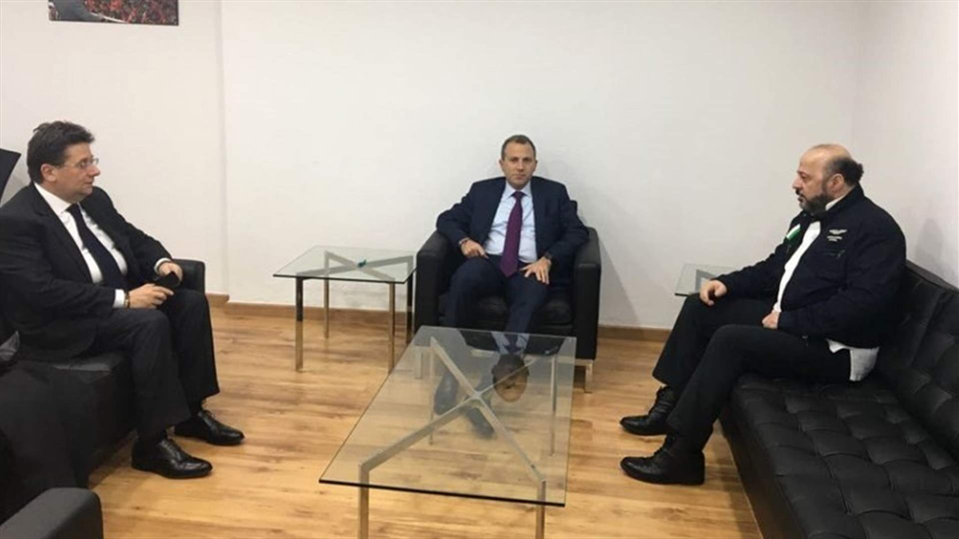 [PHOTO] Bassil, al-Riachi and Kanaan hold meeting
