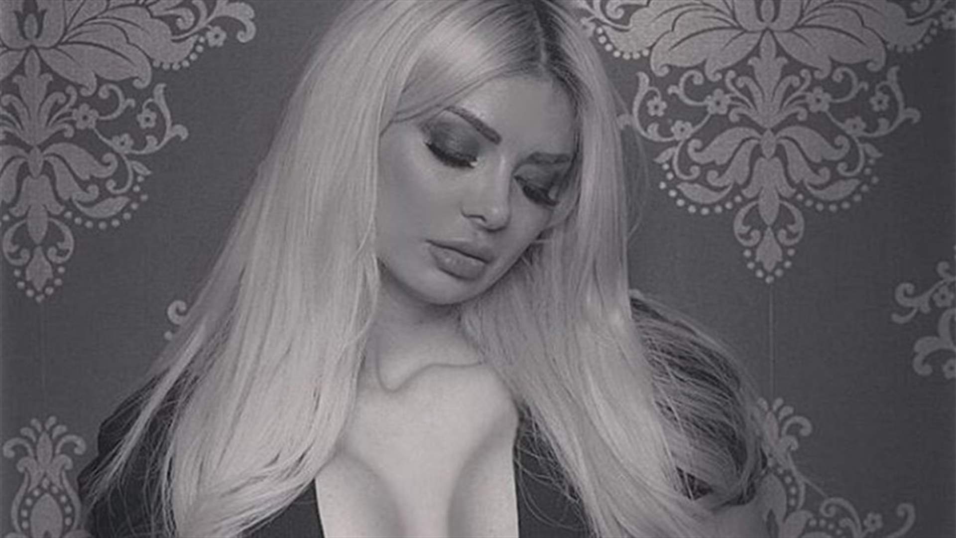 بالصورة: ميريام كلينك بملامح وجه مختلفة وشعر ابيض.. لن تصدّقوا انها هي!