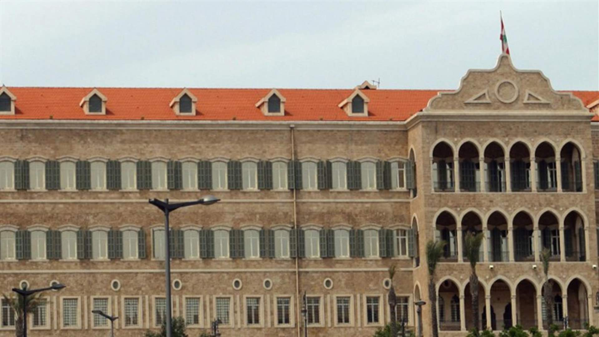 لجنة العمال المياومين وجباة الإكراء تدعو للاعتصام...