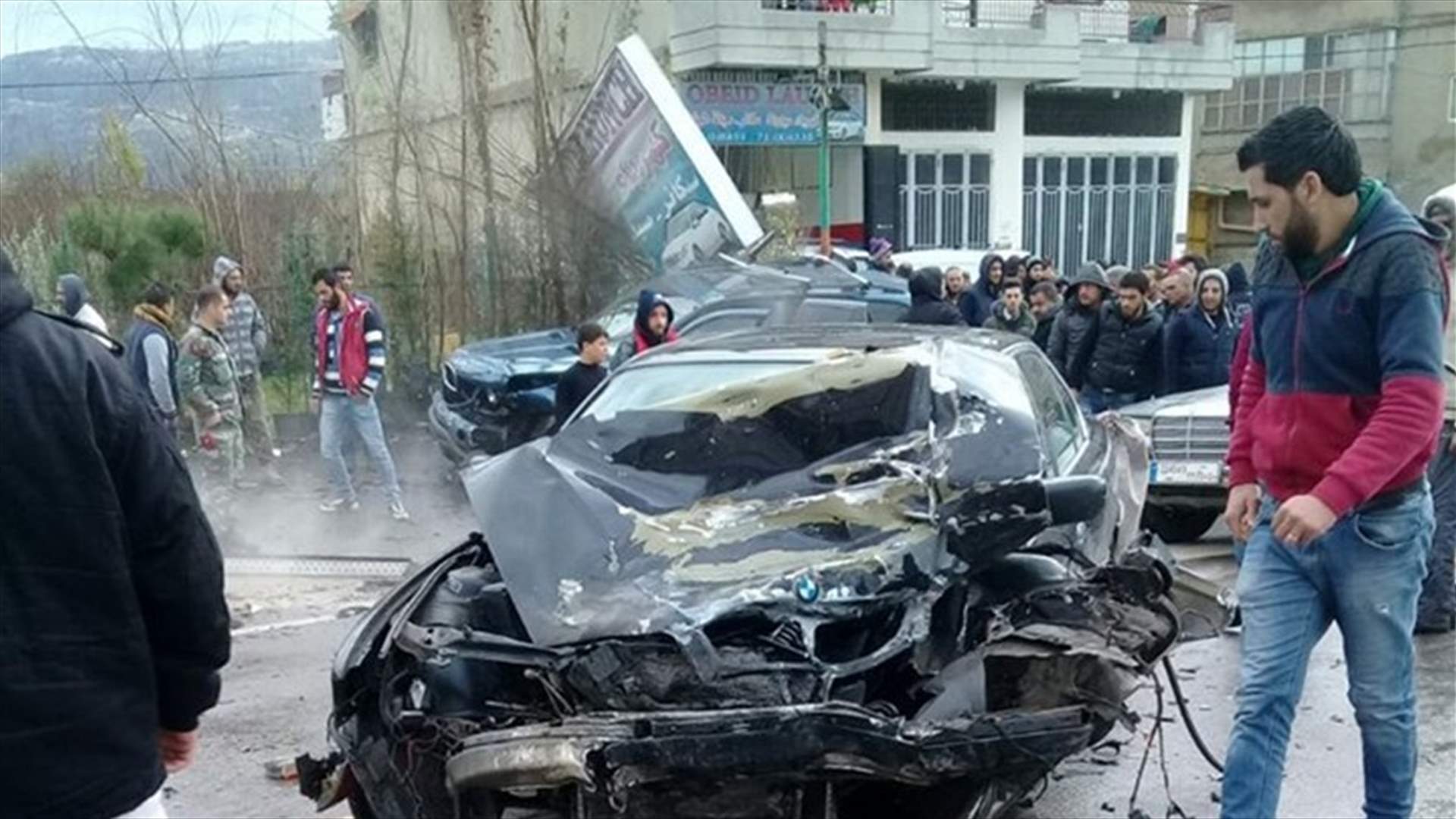 بالصورة – اصابات في حادث سير مروع على طريق الضنية طرابلس