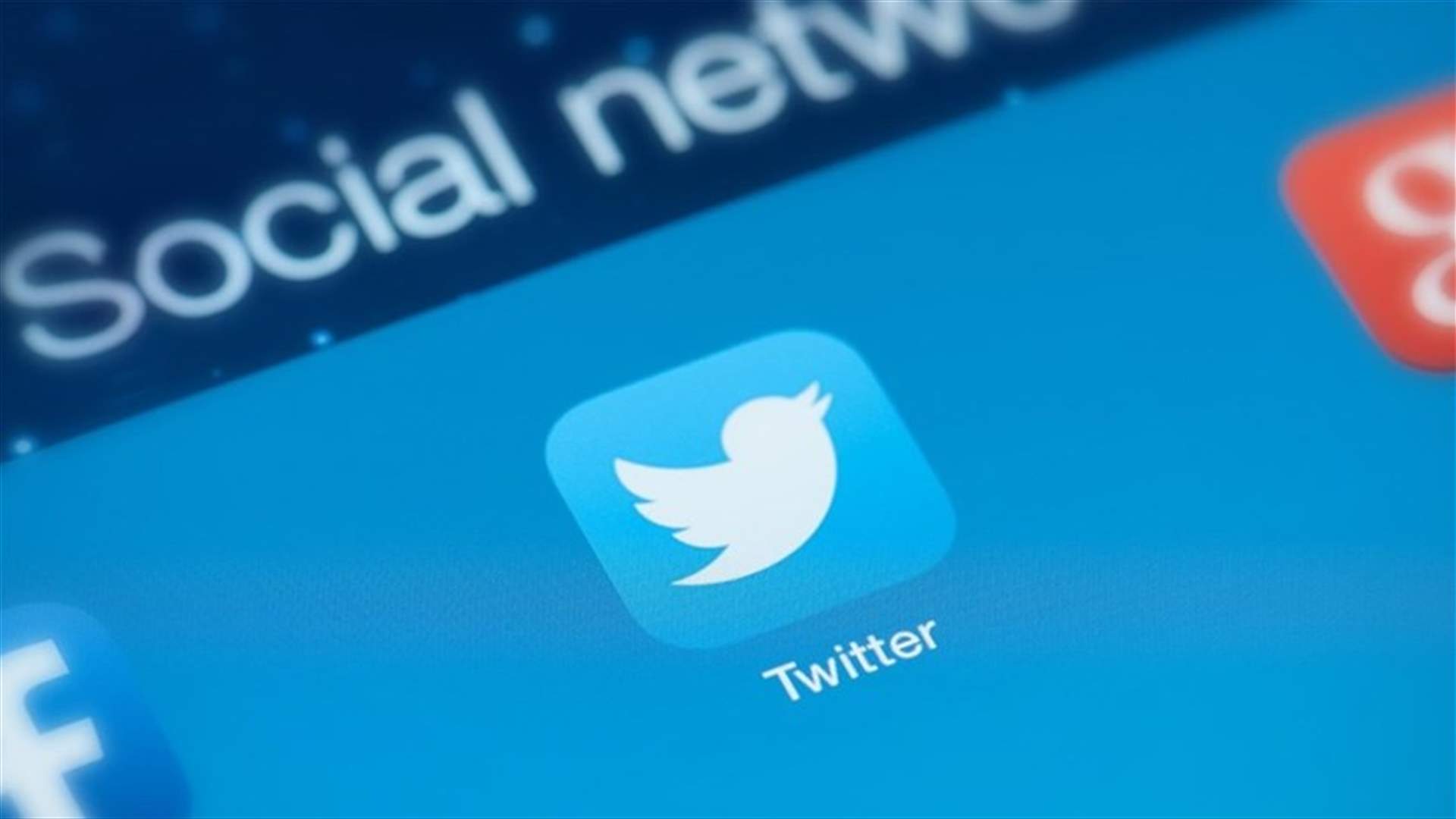 "تويتر" يغلق ألف حساب إضافي لوكالة مرتبطة بالكرملين