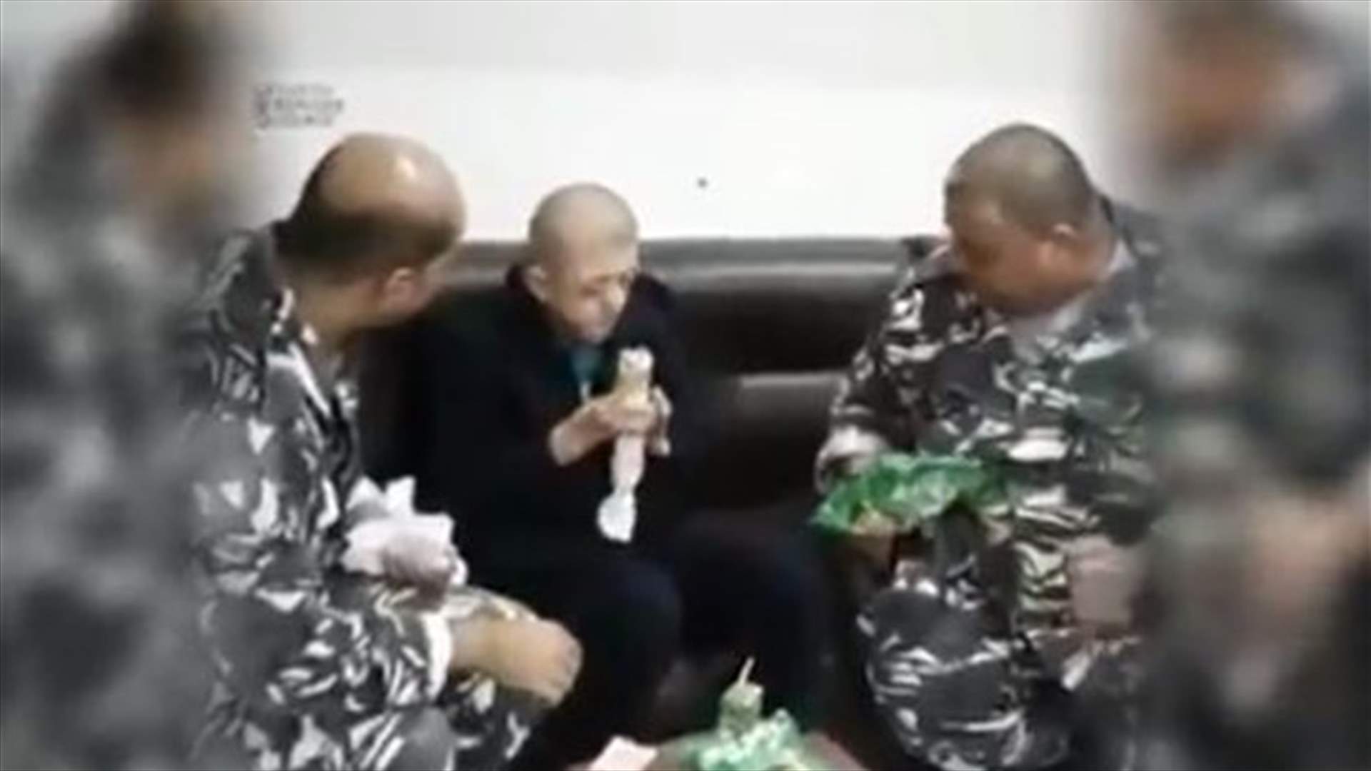 بالفيديو - فصيلة حلبا في قوى الأمن لم تترك ذوي الإحتياجات الخاصة... وهكذا أمضى ليلته