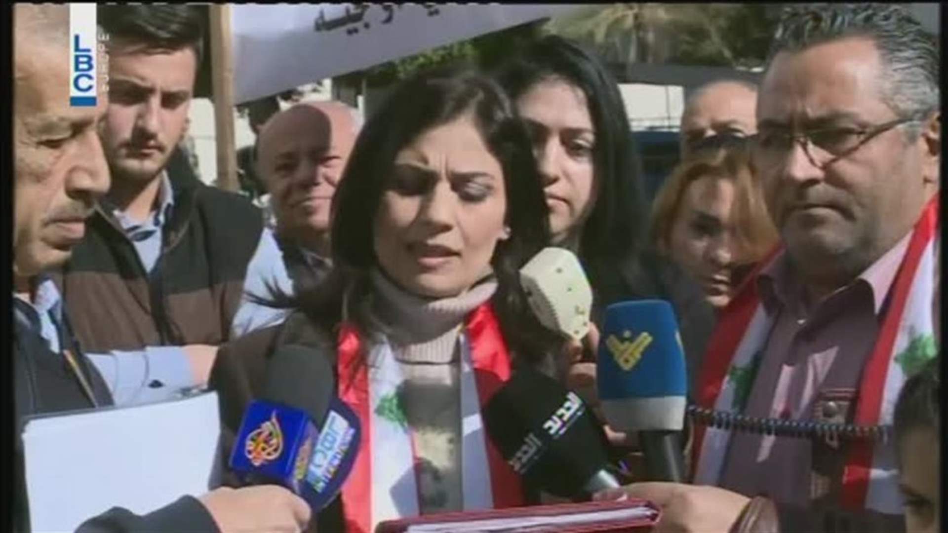 Saudi Oger employees stage sit-in outside Saudi Embassy in Beirut