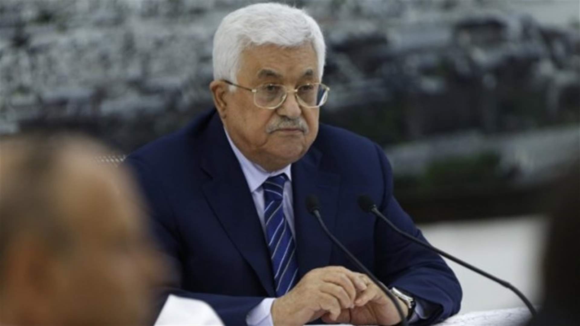 عباس ملتزم بعملية السلام وسيطالب الاتحاد الاوروبي بالاعتراف بدولة فلسطينية