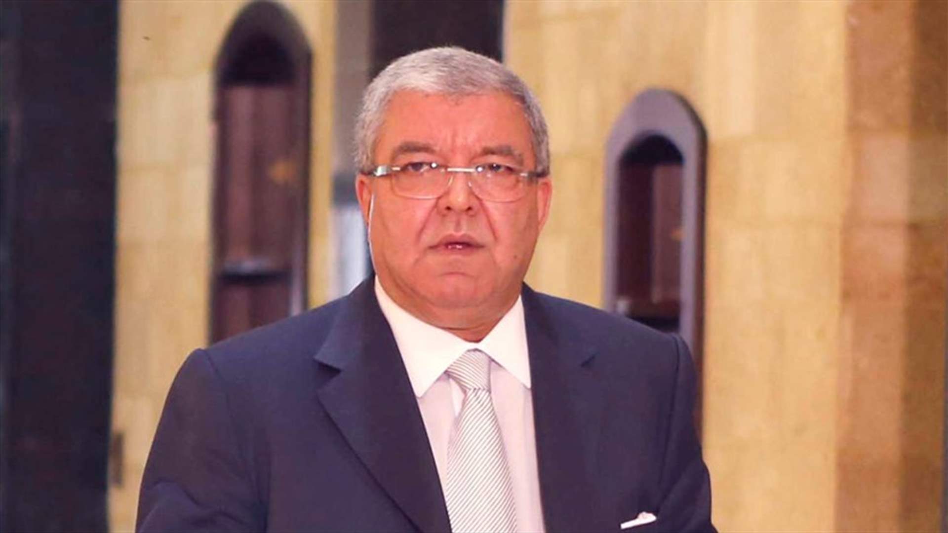 المشنوق: توقيع الرئيس عون أبلغ ردّ على المشكّكين باجراء الانتخابات