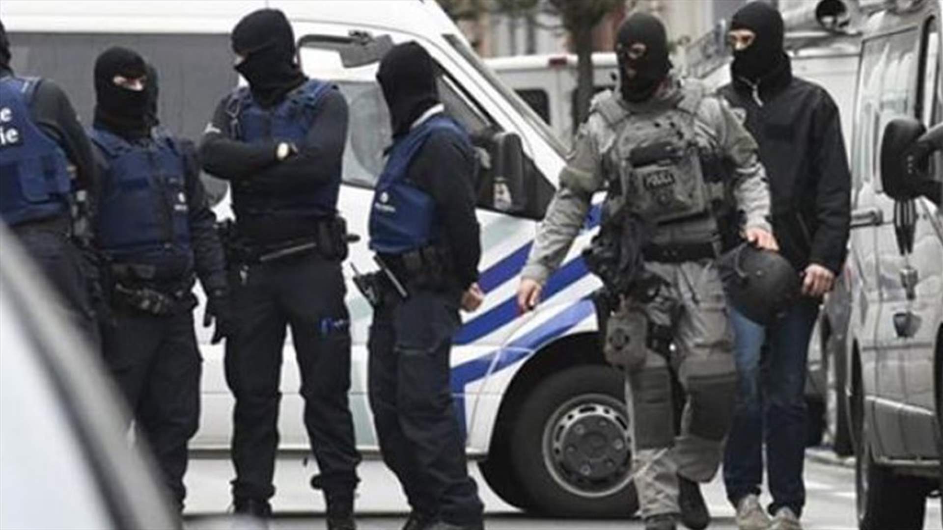 الشرطة البلجيكية تطلق النار على أفغاني مسلح بسكين
