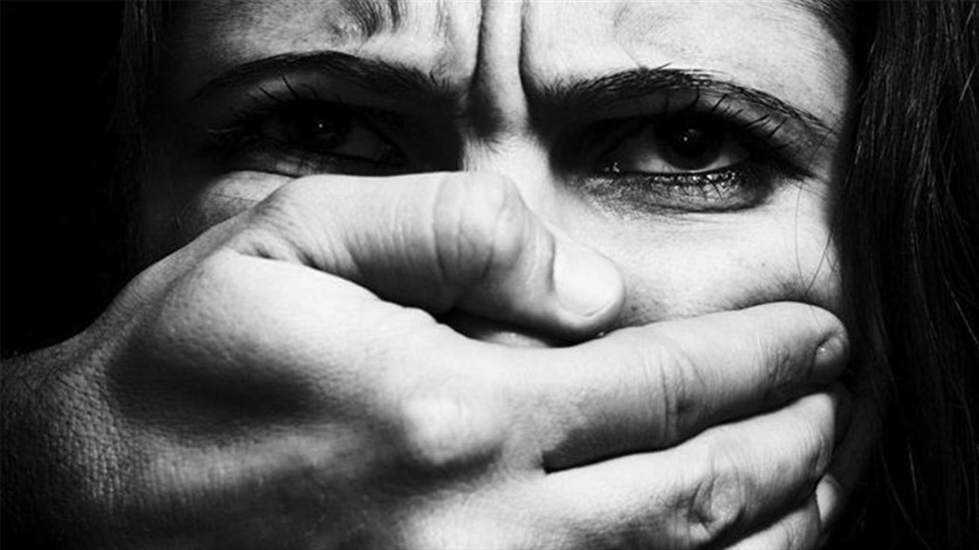 جريمة عنف جديدة... حمّى سكينه على النار وأطفأه في جسد زوجته