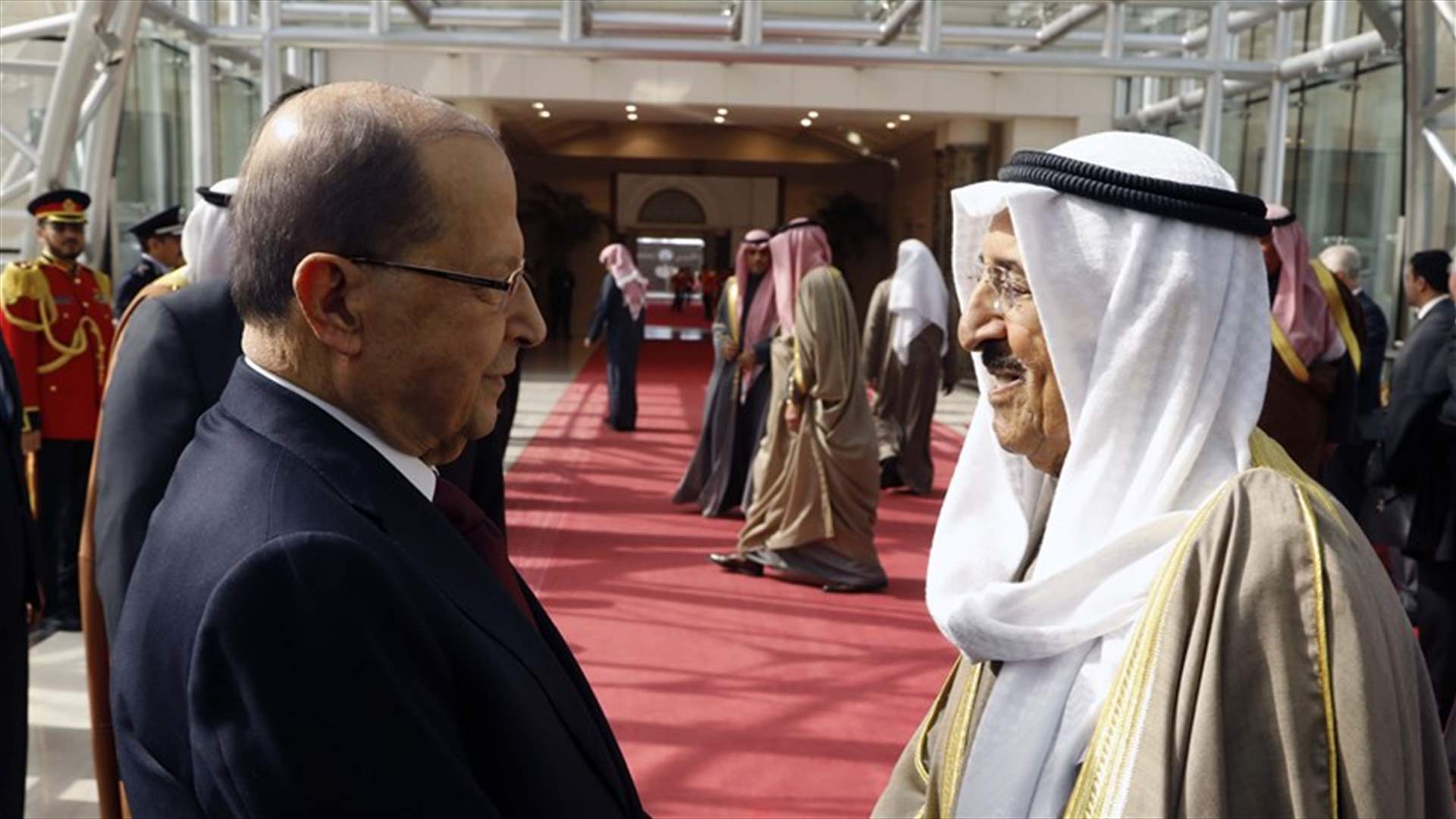 الرئيس عون مرتاح...
