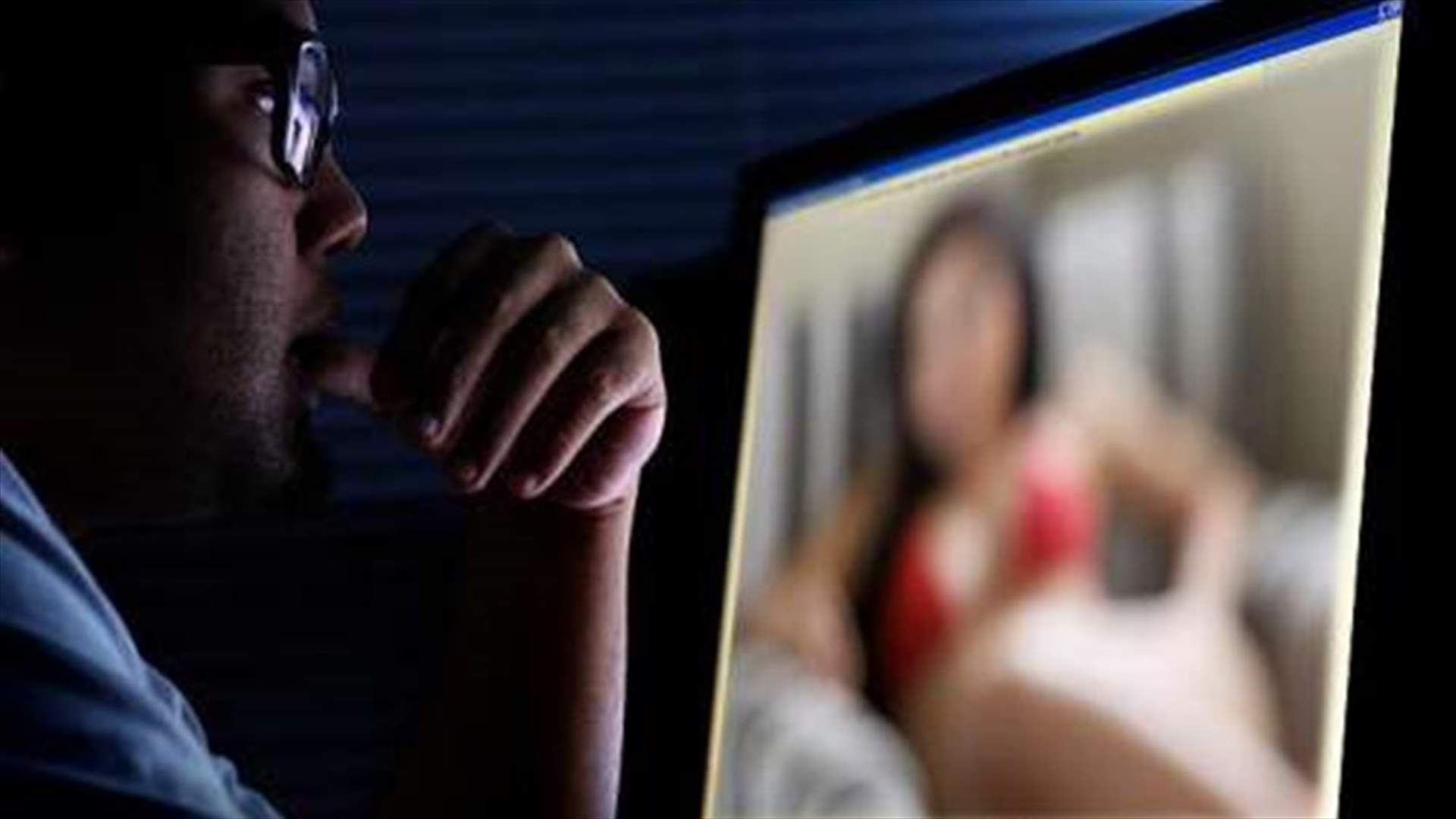 صور ضحاياه اثناء اقامة العلاقة الجنسية... ومن ثم قام بابتزازهن