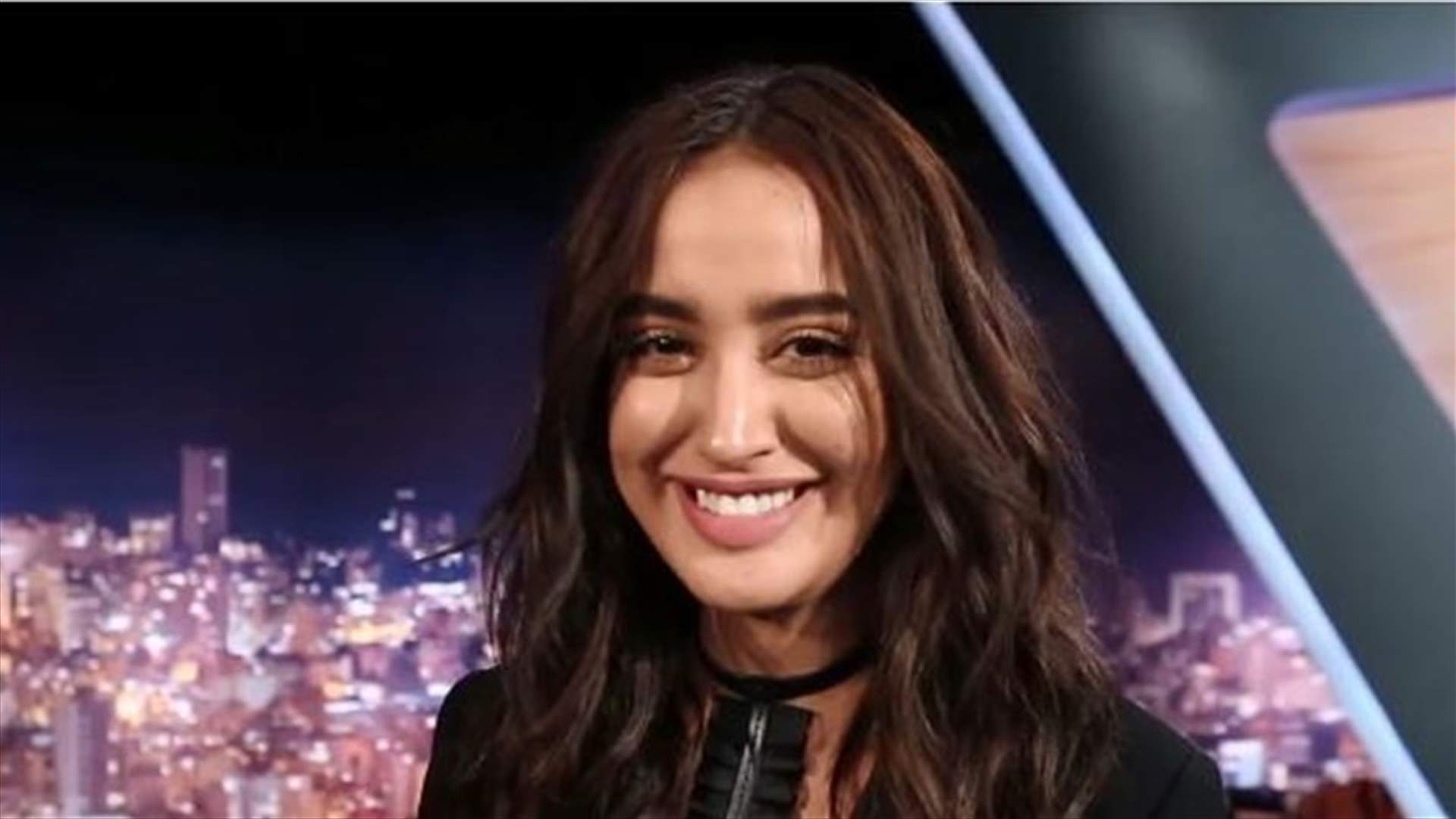 بالفيديو: نينا عبدالملك ترفع شعار"خالف تُعرف".. وتكشف عن لقائها بناصيف زيتون في "Pop Quiz مع النجوم"