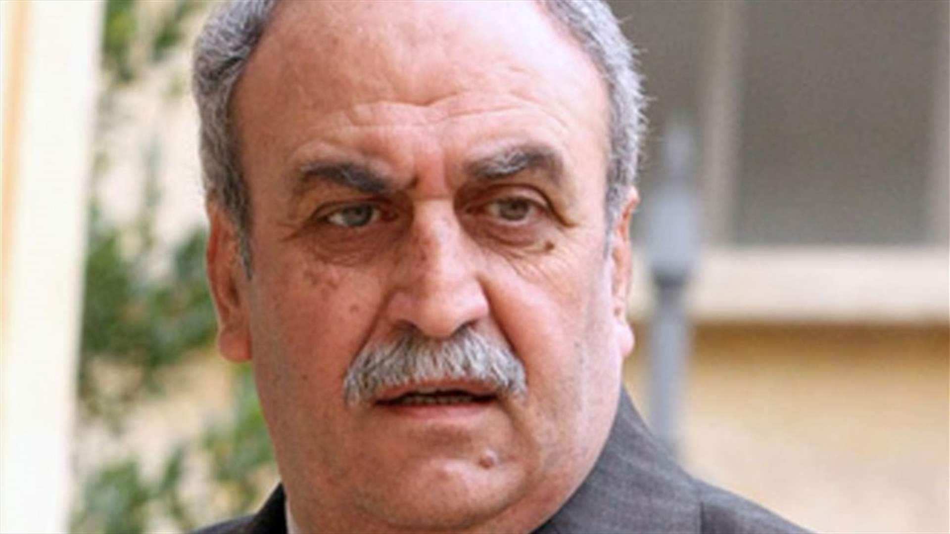 ما صحة تعرّض سيارة النائب كامل الرفاعي لطلقات نارية؟