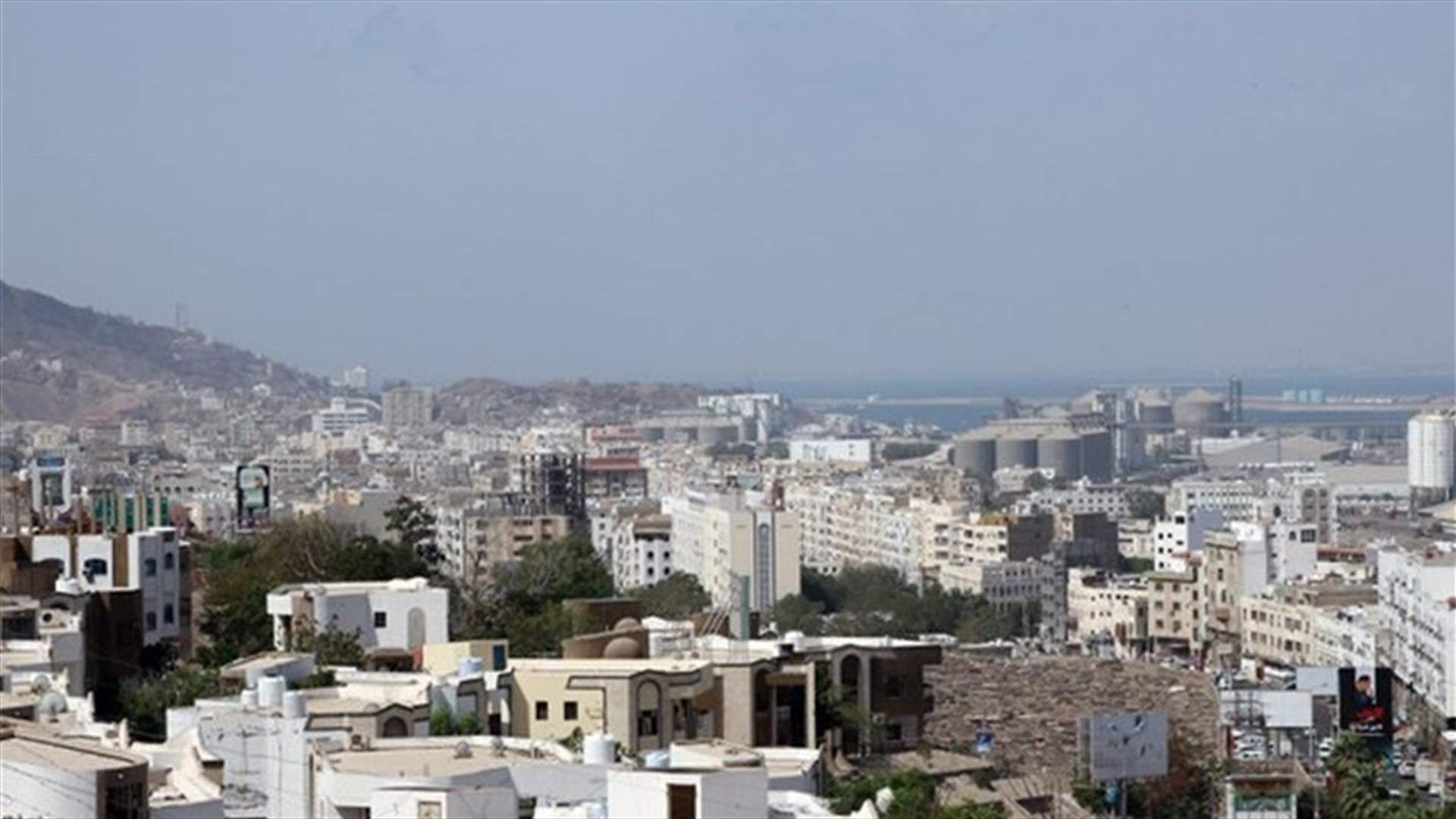 Ten dead in as rival Yemenis battle for control of Aden
