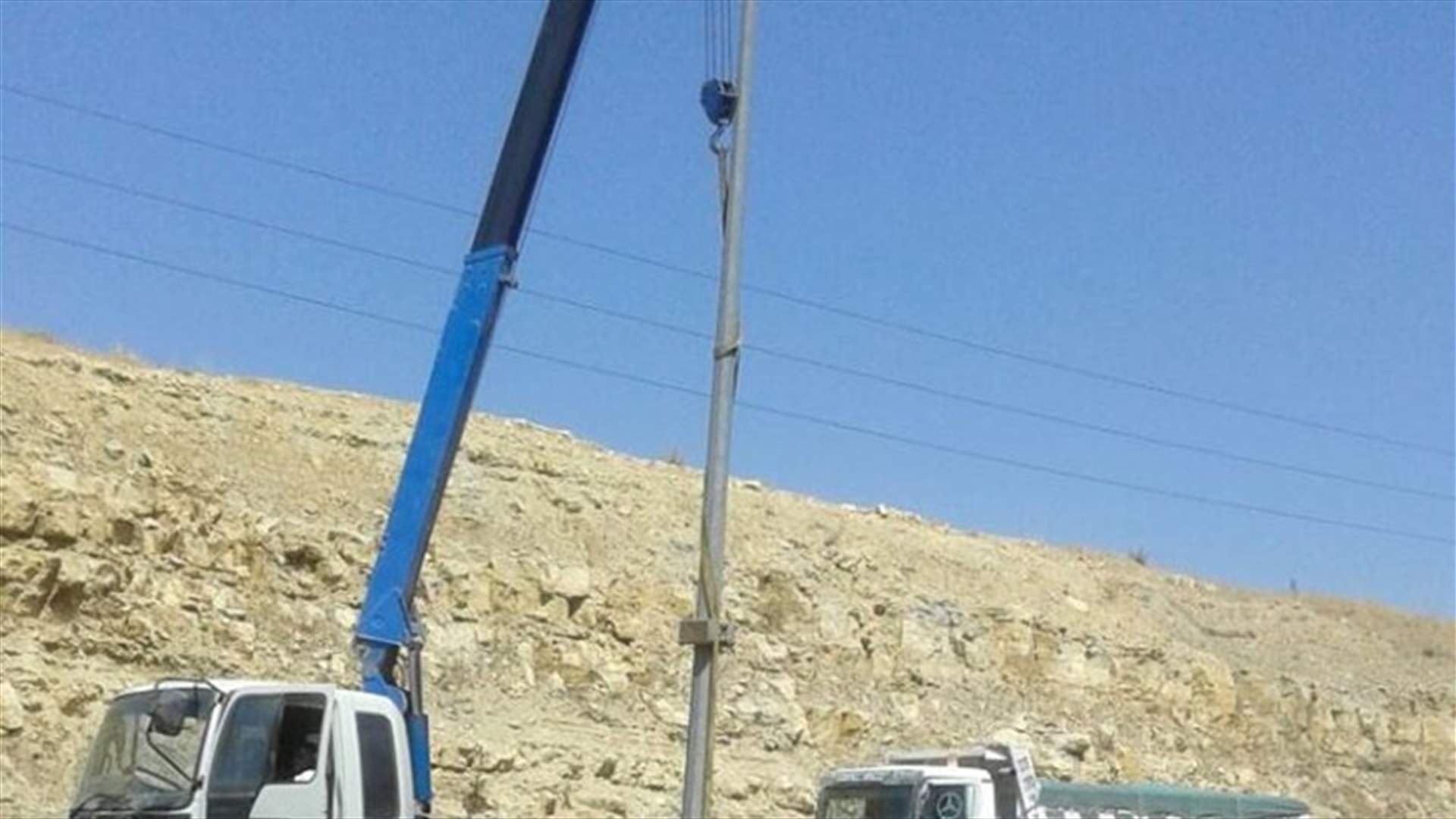 بدء أعمال صيانة خط انارة الطريق الدولي من صوفر وصولا الى المريجات