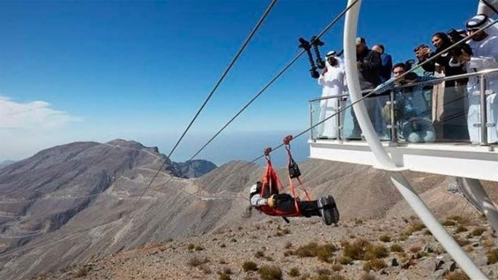 افتتاح أطول "زيب لاين" في العالم في هذه الدولة العربية