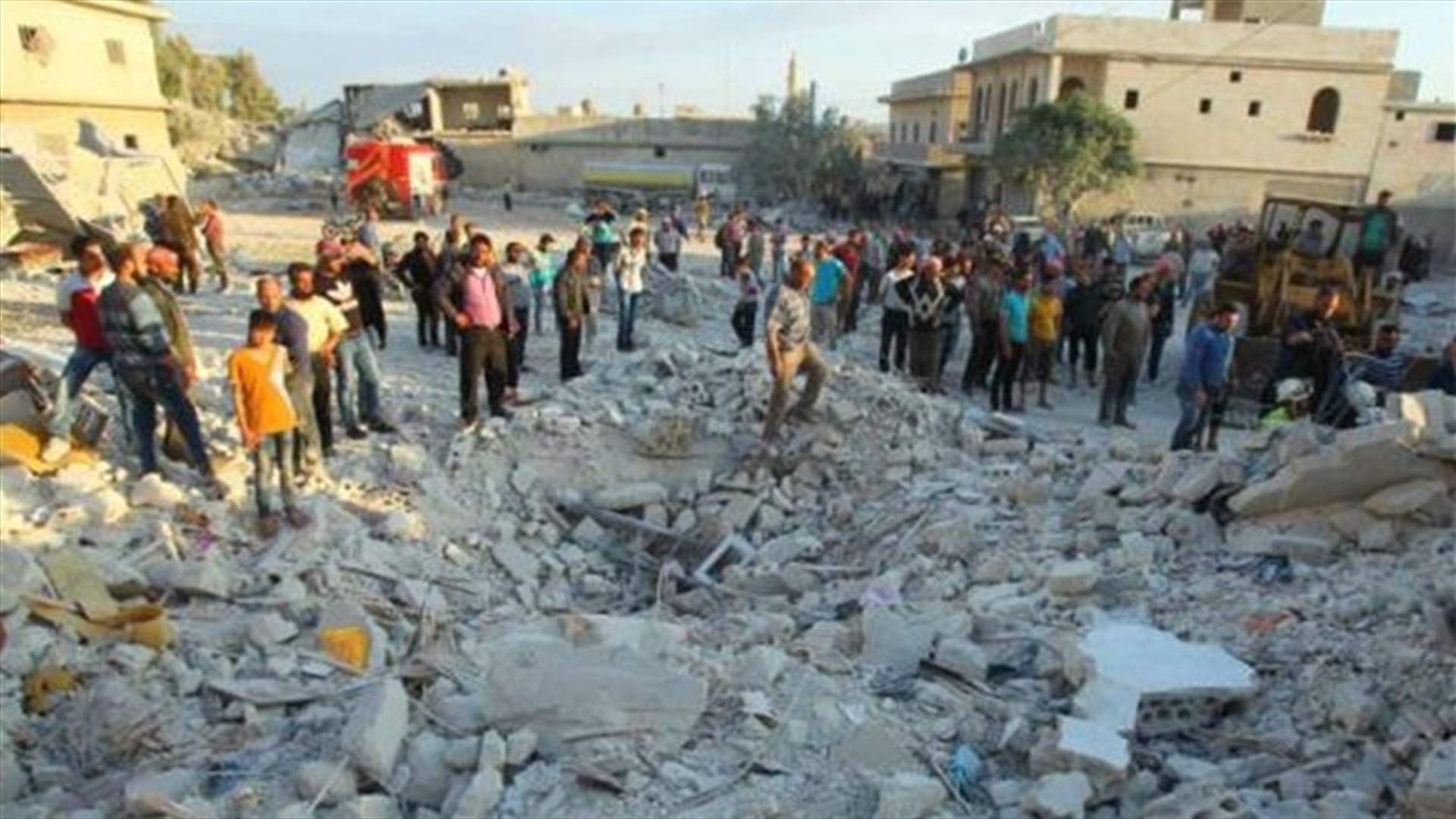 المرصد السوري: مقتل 5 أشخاص في ضربات جوية على إدلب