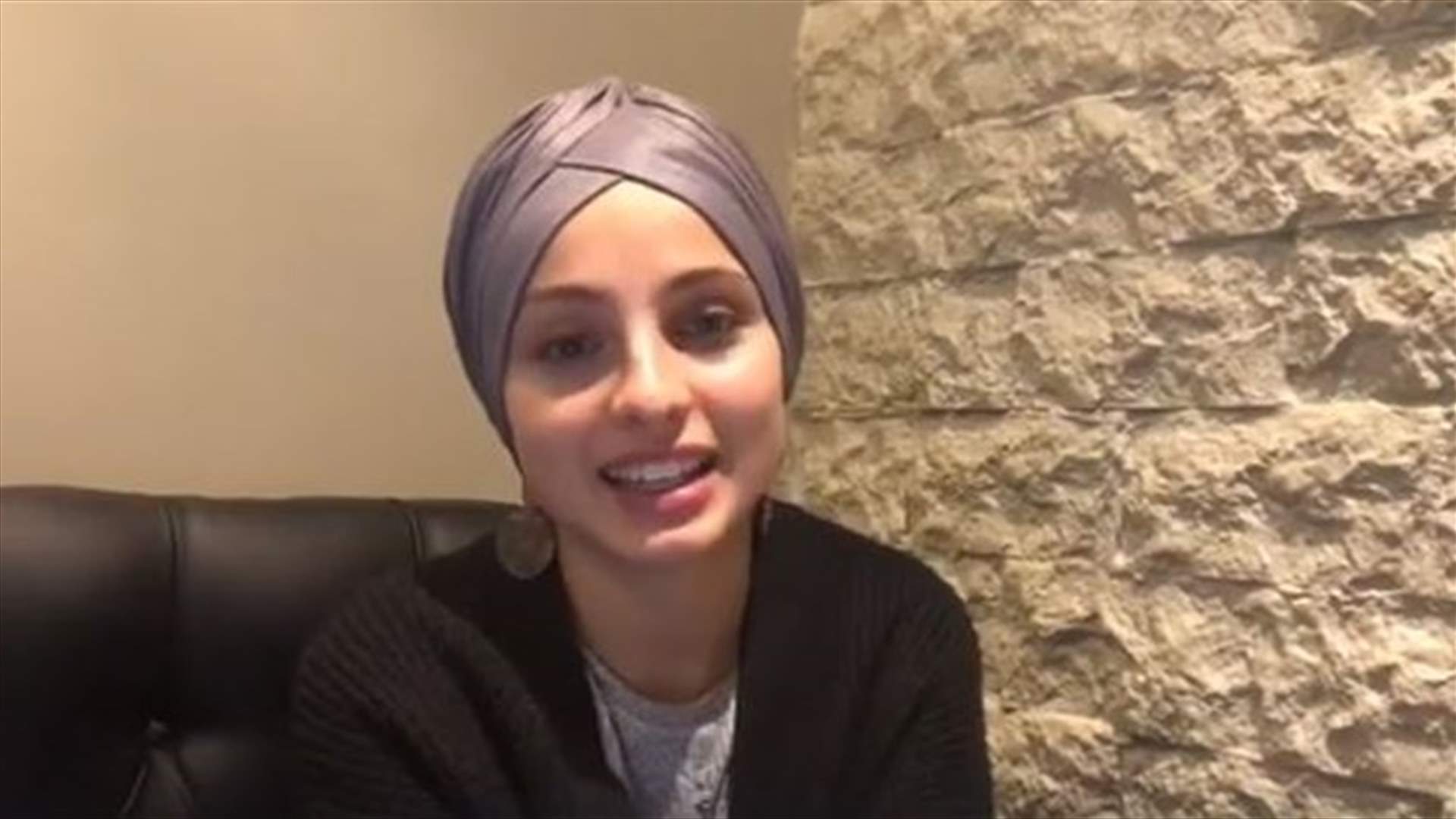 بالفيديو- منال ابتسام تعلن انسحابها من &quot;The Voice&quot; فرنسا