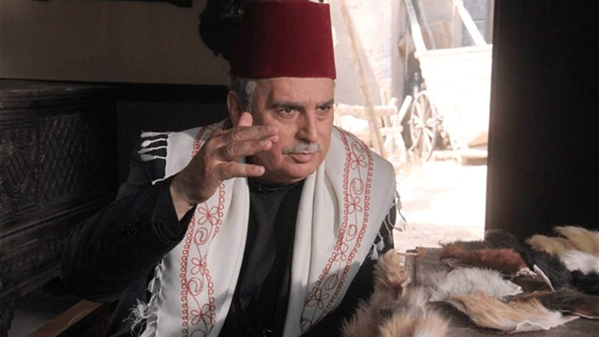 هل توفي نجم &quot;باب الحارة&quot; أبو عصام إثر جلطة دموية؟