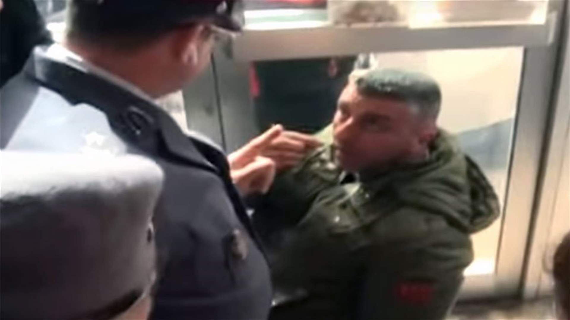 قوى الأمن توضح ملابسات حادثة تعرّض أحد ضباطها لأحد المياومين