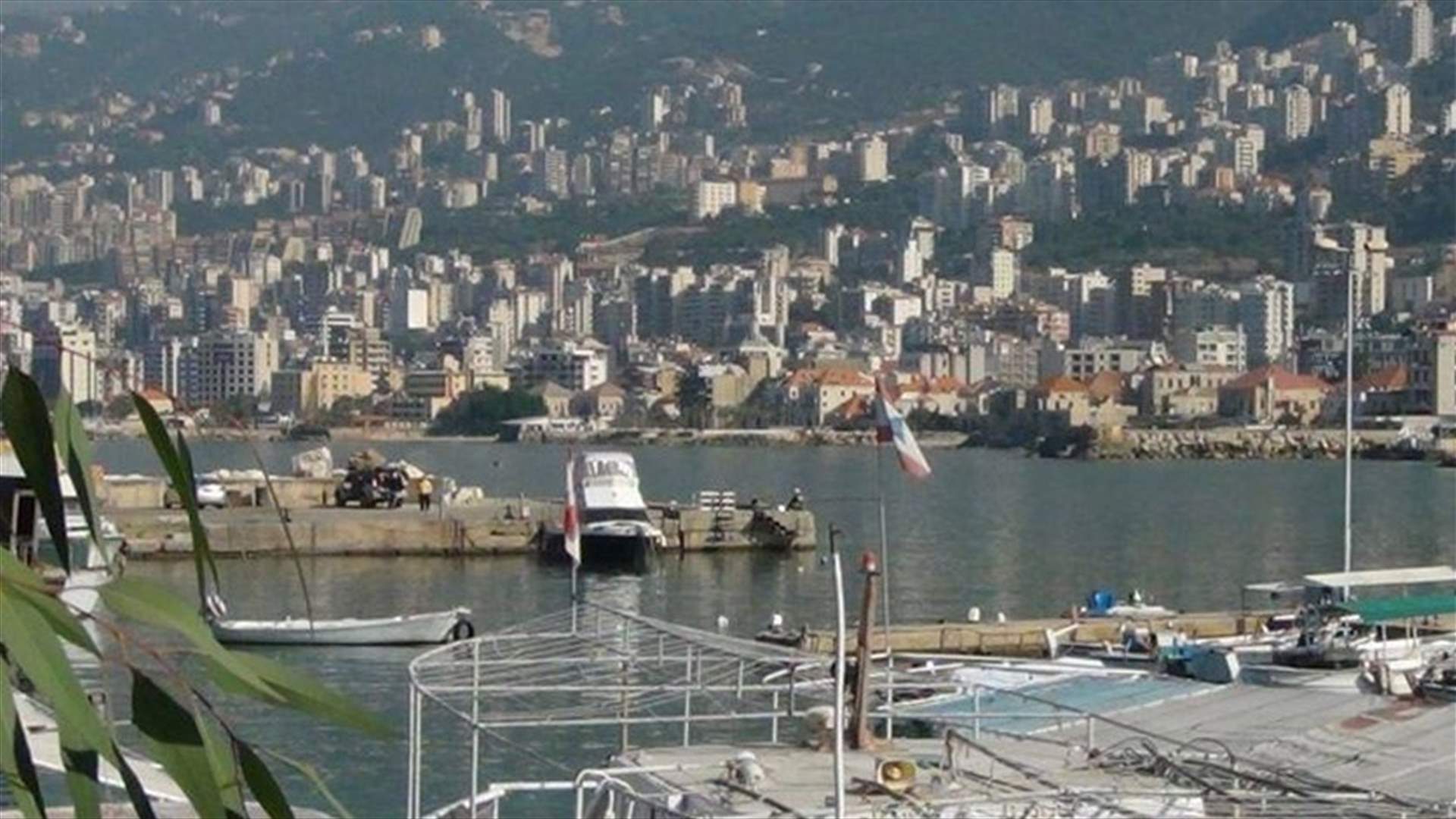 بالصورة - في الـATCL ... ادفع رسم الـ parkmeter و"كول ضبط"