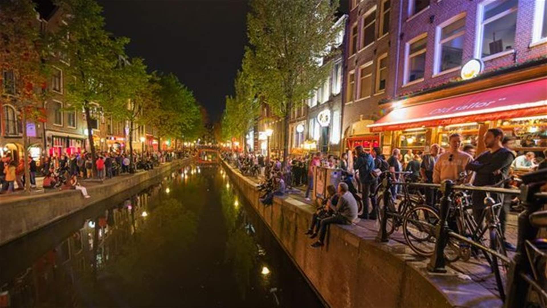 Amsterdam Bans Tourists From Staring At Sex Workers In Red Light District