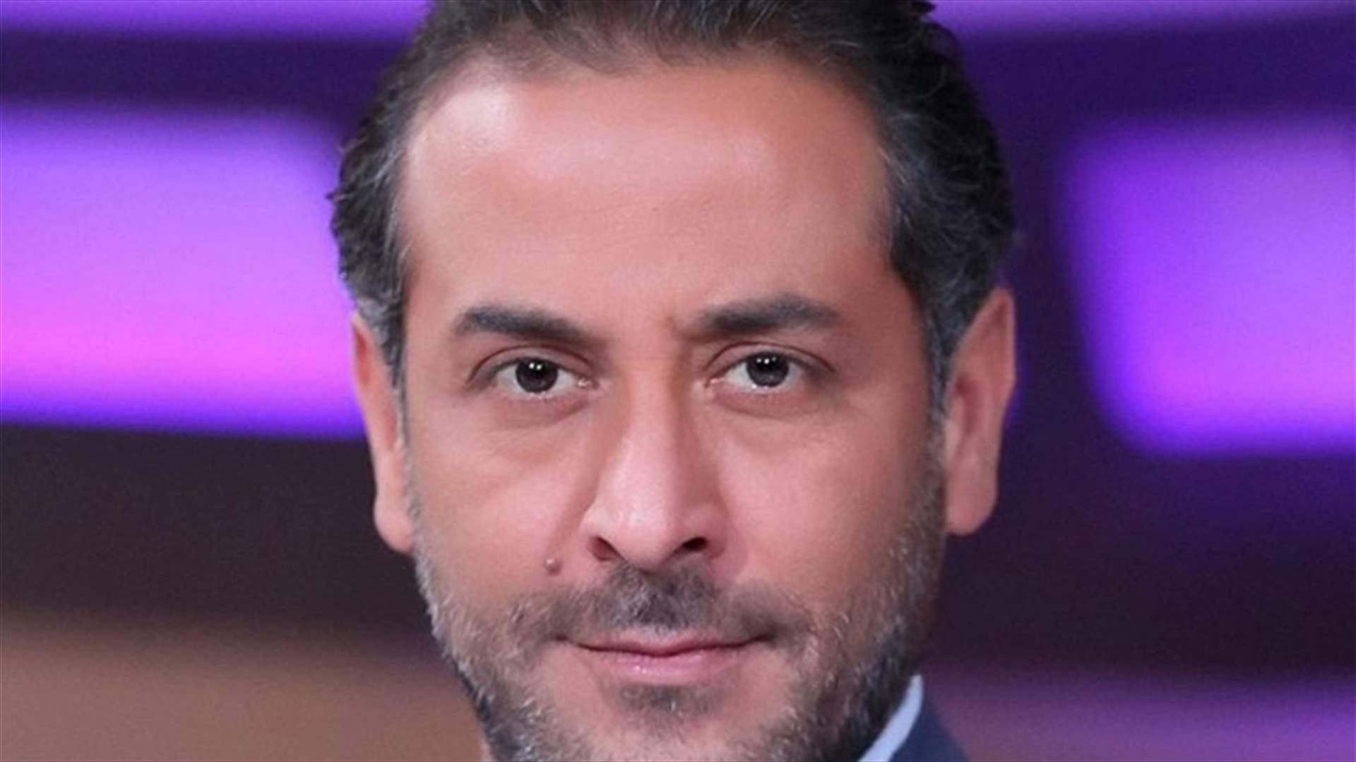 هل أُصيب عبدالمنعم عمايري بقذيفة في دمشق؟