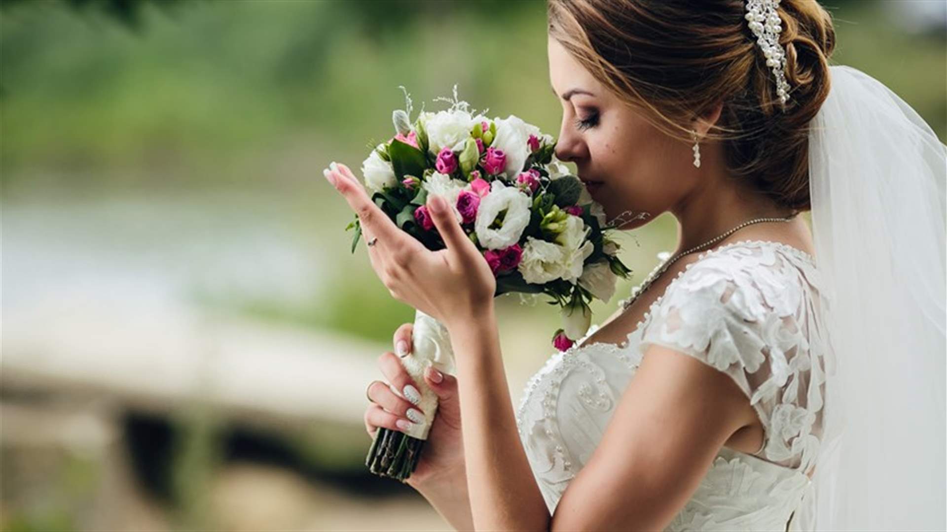بالفيديو- ما تخشاه كل شابة يوم زفافها... حصل مع هذه العروس!