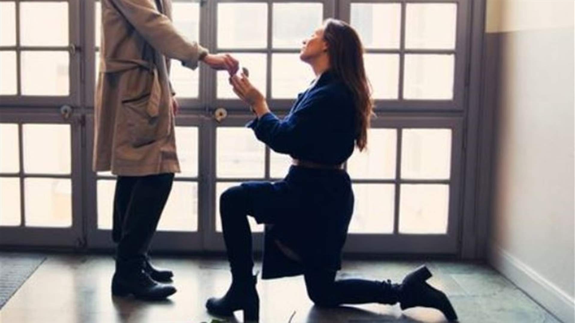 ممثل مصري سبعيني يتلقى عرض زواج من شابة... فكيف كان ردّه؟